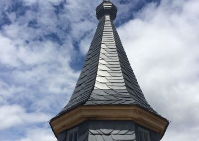 Dachdeckerei Andre Goebel Steildach Kirchturm Heynitz Schiefer, altdeutsche Deckung